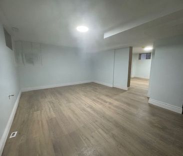 For Lease - 194 Samuels Street Unit# Main Floor, Kitchener, Ontario - Photo 4