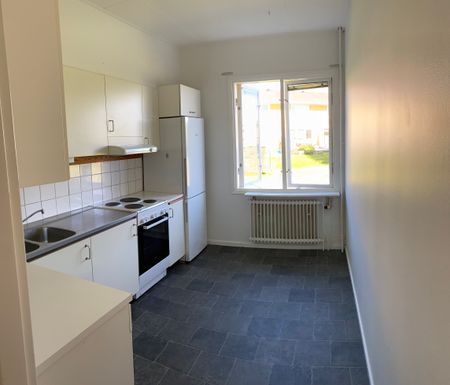Solhemsgatan, Kumla - Photo 2