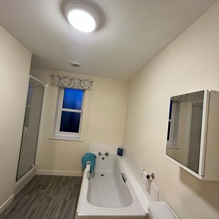 FountainPark, Ollerton, NEWARK - Photo 4