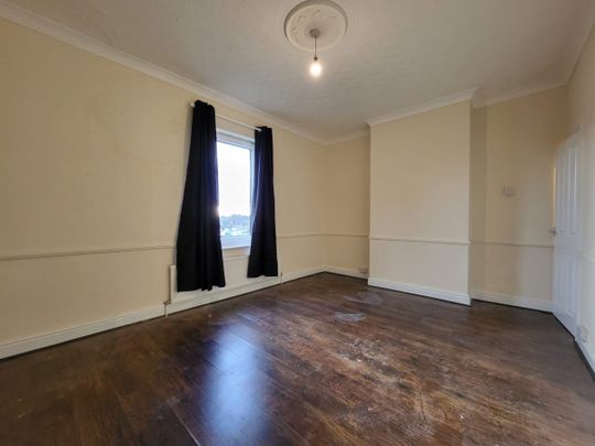 Station Road, S63, Thurnscoe - Photo 1