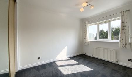 Carron Crescent, York - Photo 5