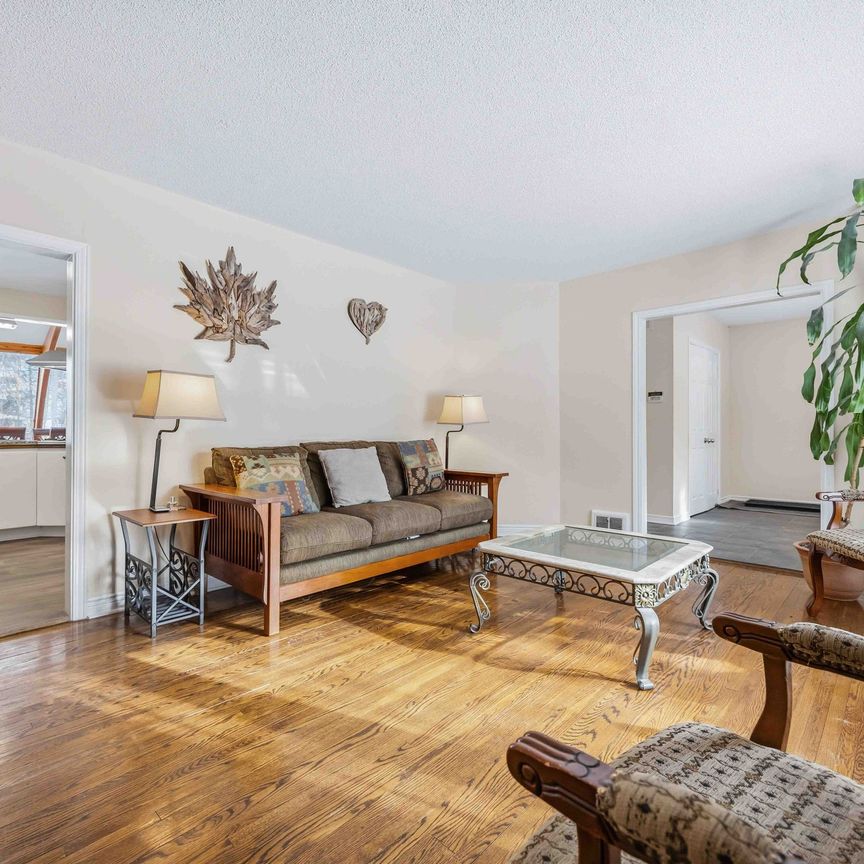 For Lease - 8 View Street, Ajax, Ontario - Photo 1