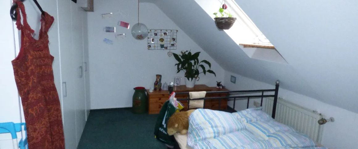 NEU: Gemütliche 2-Zimmer-Dachgeschoss-Wohnung in zentraler Lage von Opladen - Foto 1