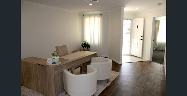 Spacious Family Living in Prime Mariners Cove Location - Photo 1