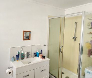 Charming 2BR Unit in Hamilton East 70m2 - Photo 6