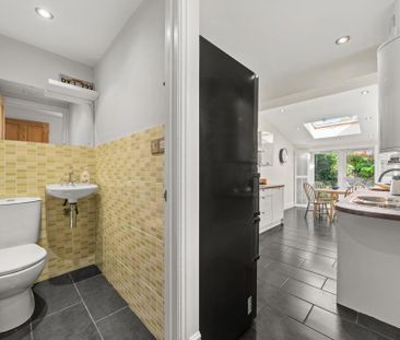 3 bedroom terraced house to rent - Photo 2