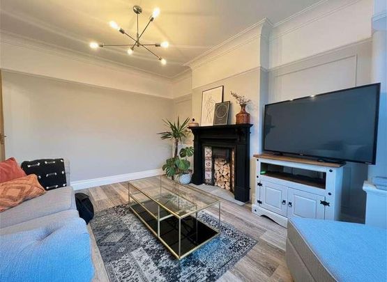 Cleveleys Road, Southport, PR9 - Photo 1