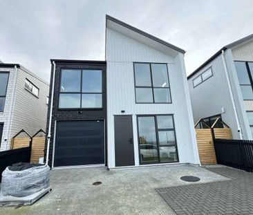 Near New Family Home in Hobsonville with Seaview - Photo 5