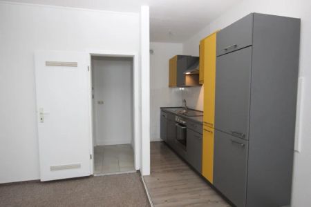 Drei Zimmer- Wohnung in der Nähe des Hauptbahnhof ! - Photo 2