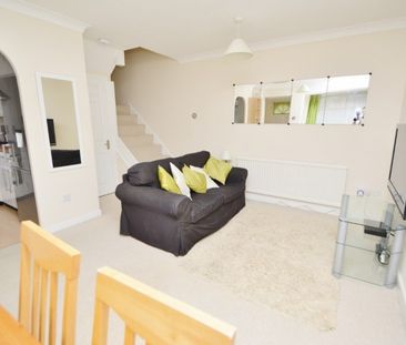 Rixon Close, George Green, Slough,SL3 - Photo 1