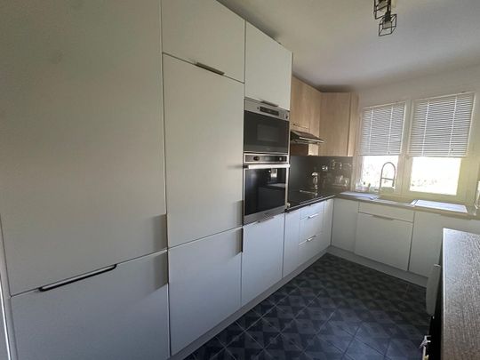 Appartement 4 pièces meublé- Chatou - Europe, - Photo 1