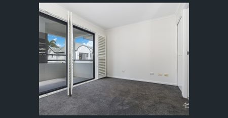 RECENTLY RENOVATED - LOCK UP GARAGE - POOL IN COMPLEX - Photo 5