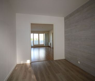 Location Appartement 4 pièces 76m² ST CYR SUR LOIRE 37540 - Photo 6