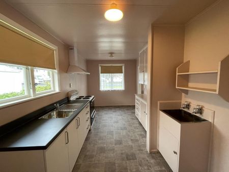 Central City Two Bedroom Unit - Photo 5
