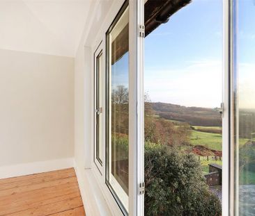 2 bedroom end of terrace house to rent - Photo 5