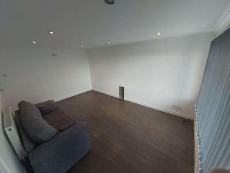 Stanmore Place, Burley, Leeds, LS4 - Photo 2