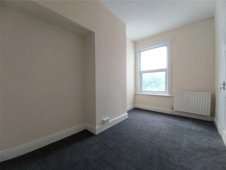 3 bed terraced house to rent in Carlow Street, Middlesbrough, TS1 - Photo 5
