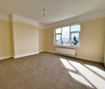 High Street - Photo 1