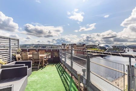 2 bed penthouse to rent in Quayside, Quayside, NE1 - Photo 4