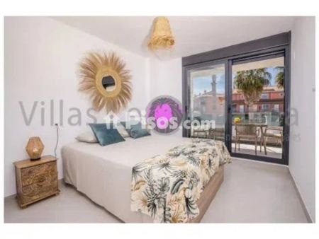 Piso en alquiler en Calle de Bari - Photo 3