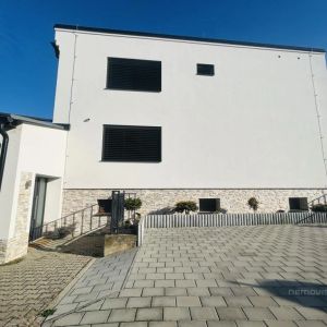 Pronájem bytu 2+kk 55 m2 - Fotografie 2