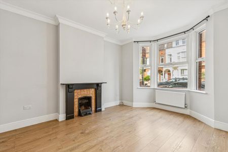 5 bedroom terraced house to rent - Photo 4