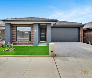 Charming Family Home in Prime Werribee Location! - Photo 6