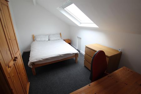 Newport Mount, Headingley, LS6 3DB, Leeds - Photo 2