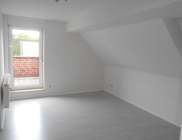 großzügige 4 Zimmer Wohnung mit Balkon in Merklinde (gert11) - Foto 1