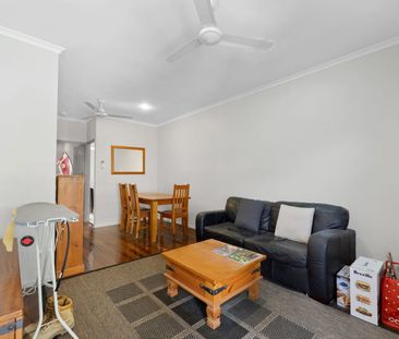 Fully Furnished 1-Bedroom Unit in South Mackay - Photo 2