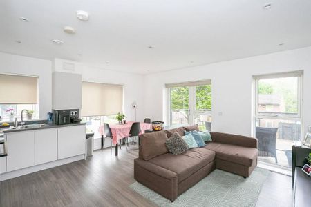 2 bedroom flat to rent - Photo 5