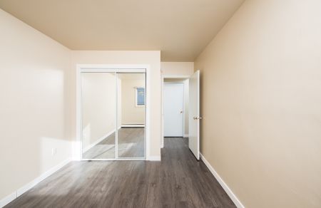 Frisco Apts - Photo 5