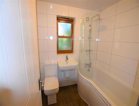 2 Bedroom Apartment To Let - Photo 5