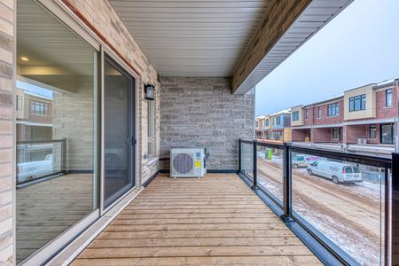 For Lease - 3322 Taha Gardens, Oakville, Ontario - Photo 4