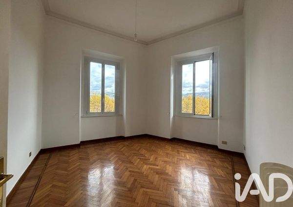 Piazza dello zerbino, Genova, Liguria 16122