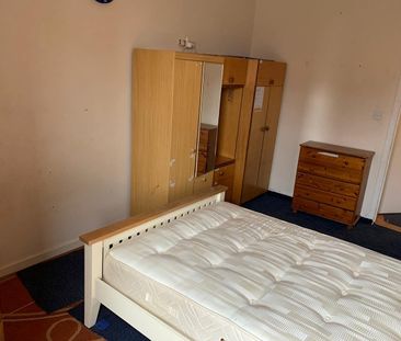 Room in a Shared Flat, Maryhill Road, G20 - Photo 4