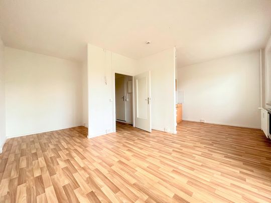 1-RW mit Dusche, Balkon und Aufzug für Studenten und Azubis! - Photo 1