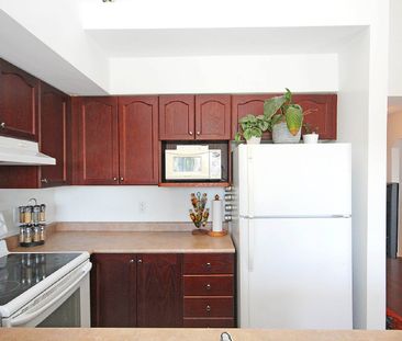 130 Rochester Street - 3 - Photo 6
