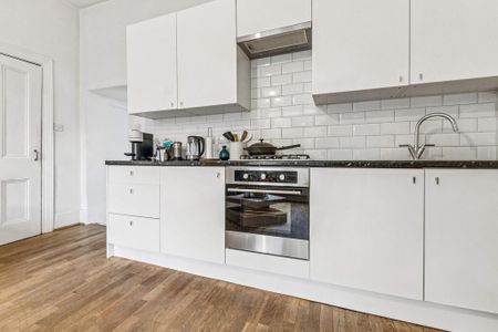 1 bedroom flat to rent - Photo 4