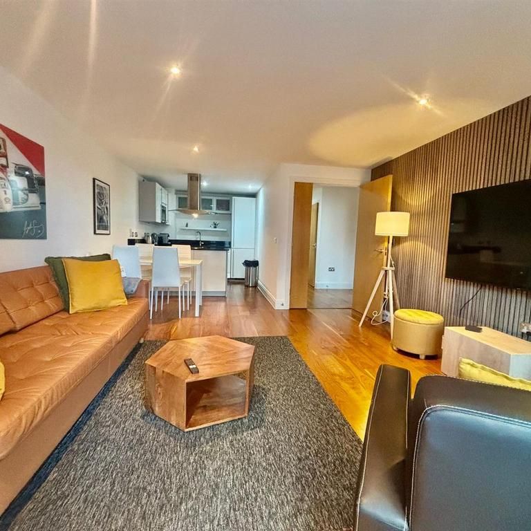 1 bedroom flat to rent - Photo 1