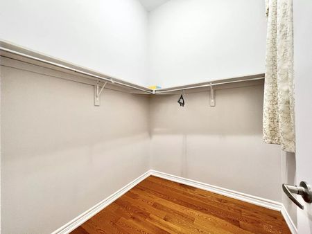 For Lease - 50 Madelaine Avenue Unit# Upper, Toronto, Ontario - Photo 2
