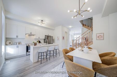 For Lease - 34 Millman Lane, Richmond Hill, Ontario - Photo 3