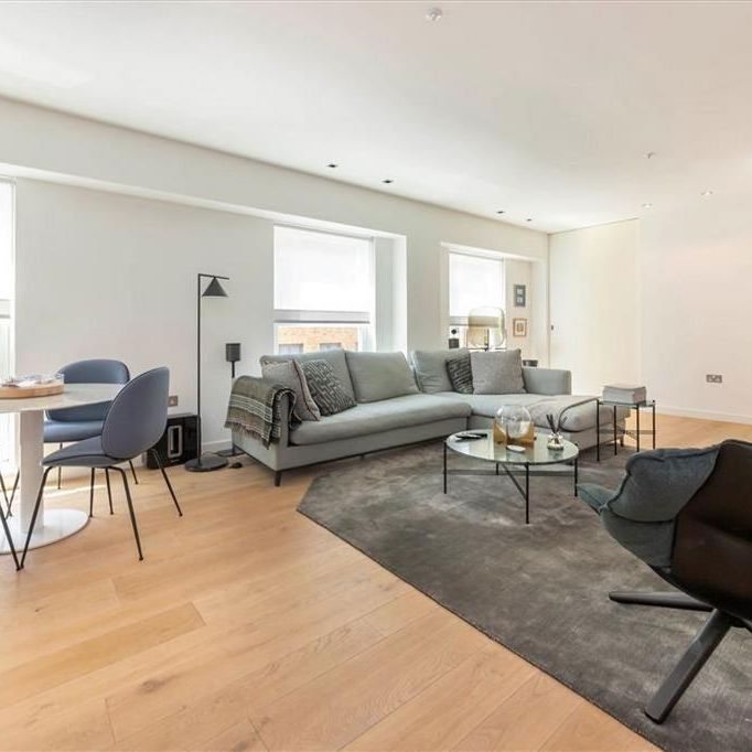 3 bedroom flat to rent - Photo 1