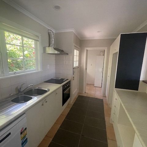 9 Towra Place, Botany Downs, Auckland - Photo 1