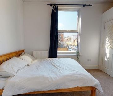 Christina Terrace, Clifton - Photo 4