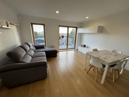 2 bedroom apartment to rent - Photo 3