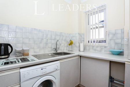 studio to rent Horniman Grange, 68 London Road, London, SE23 - Photo 5