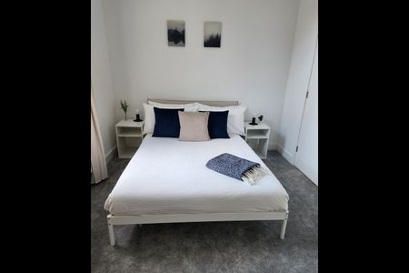 Room in a Shared House, Bath Road, BS4 - Photo 3