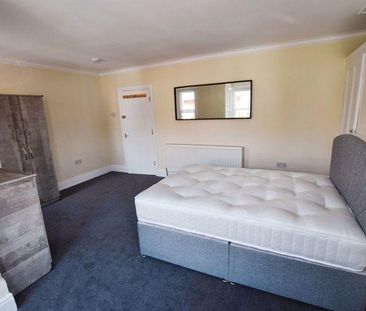 Mixed use to rent - Photo 5