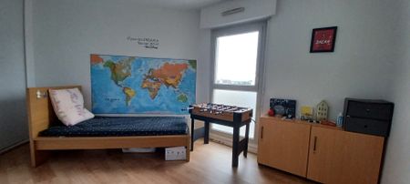 Location Appartement 4 pièces 85m² LYON 7ème - Photo 2